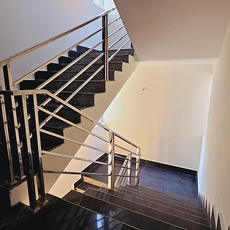 Vensa Homestay Purí Exteriér fotografie